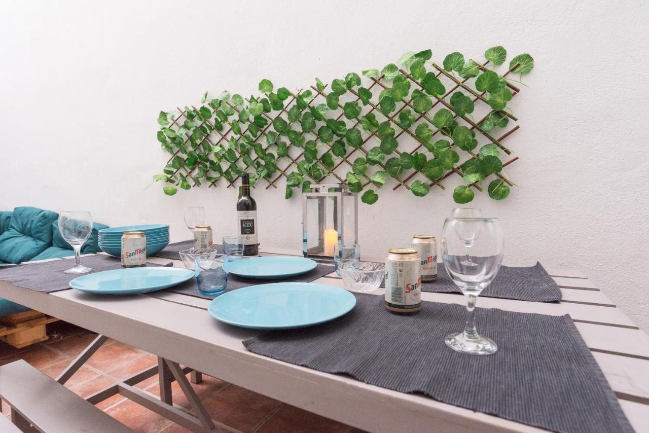 Apartment Gr0-quiet Apartment, Private Backyard, Walk To Old Town Malaga